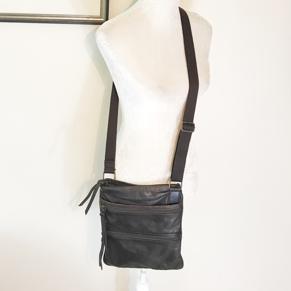 Maurizio Taiuti Handbags - Maurizio Taiuti Black Leather Crossbody Bag Roomy